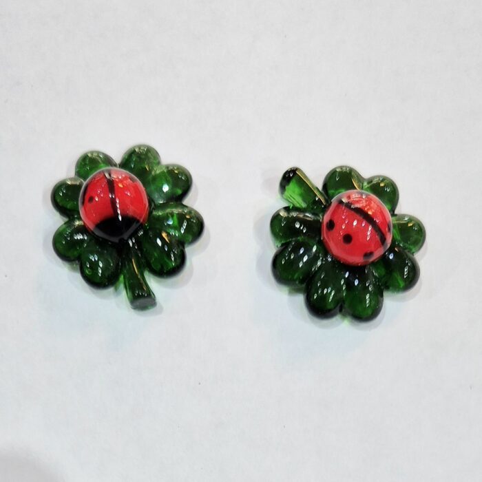 lieveheersbeestje van glas