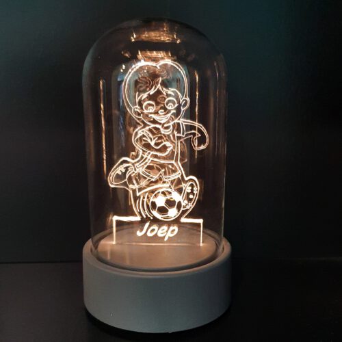 led-lamp-voetballertje- glazen-stolp