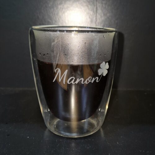 dubbelwandig koffie- of theeglas met naam er in gegraveerd