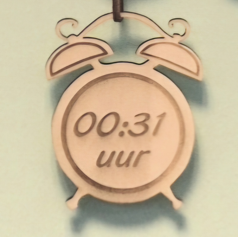 Muurhanger met naam en geboortegegevens